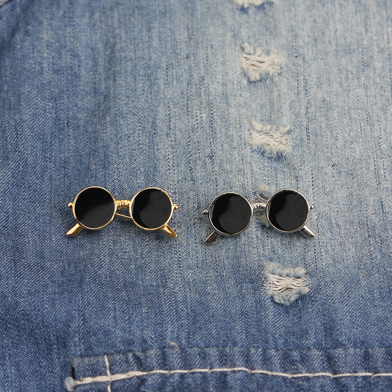 Mini Sunglasses Enamel Pins Cartoon Mini Glasses Badges Custom Brooches Bag Men Shirt Clothes Lapel Pin Punk Cool Sunglasse Jewelry Gift
Mini Sunglasses Enamel Pins Cartoon Mini Glasses Badges Custom Brooches Bag Men Shirt Clothes Lapel Pin Punk Cool Sunglasse Jewelry Gift