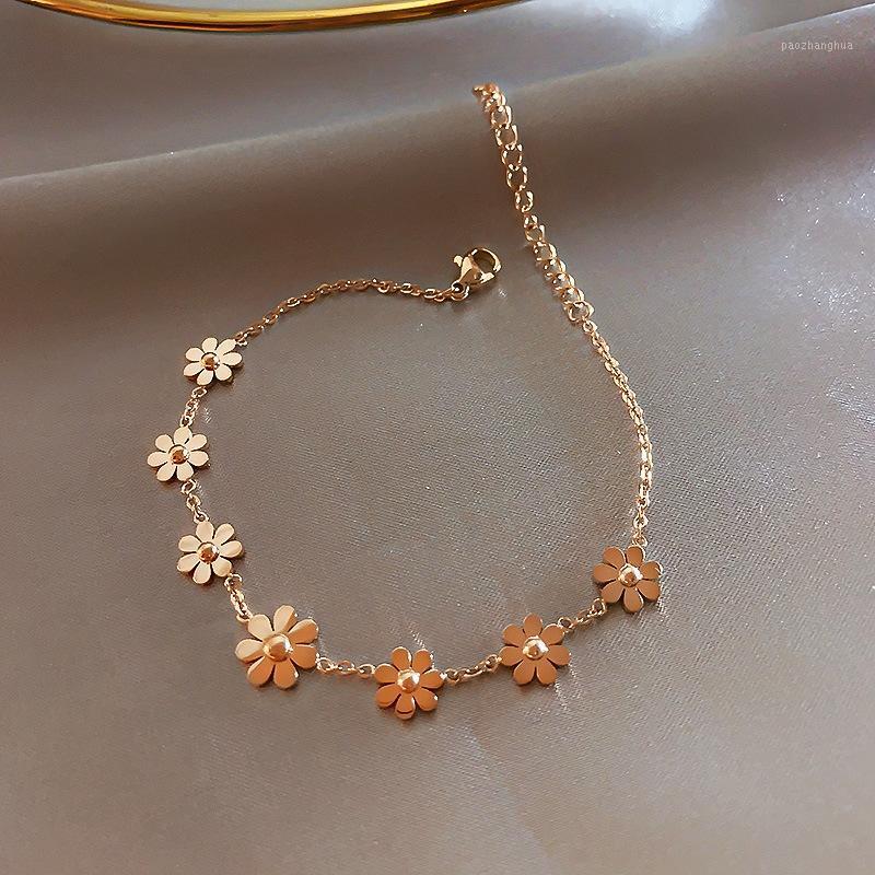 Stainless Steel Bracelet For Women Chrysanthemum Simple Small Petal Girl Student Jewelry Wholesale Link, Chain, Black
Stainless Steel Bracelet For Women Chrysanthemum Simple Small Petal Girl Student Jewelry Wholesale Link, Chain, Black