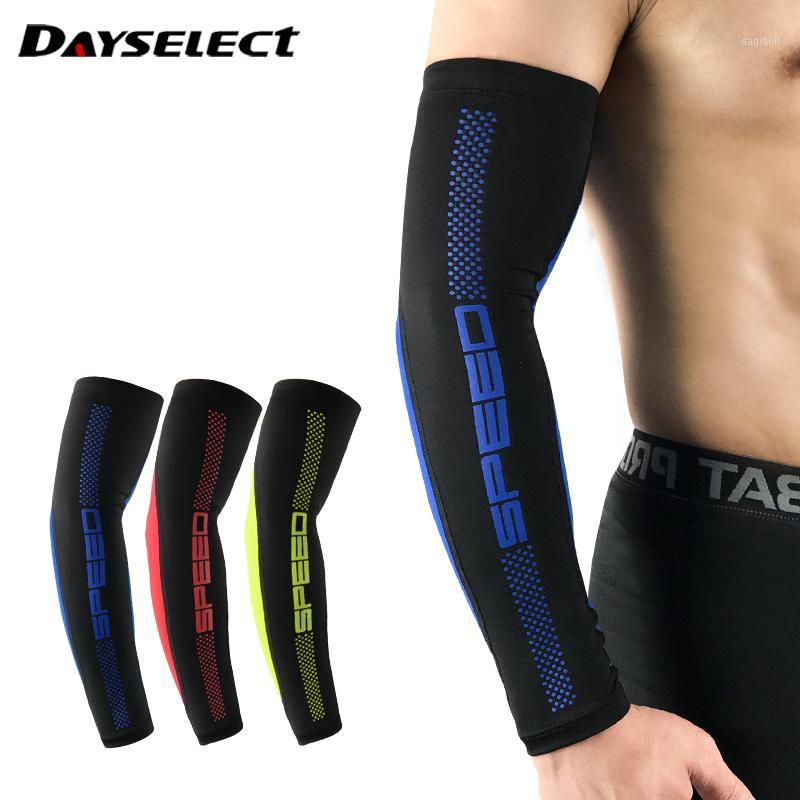 2Pcs Anti-UV Breathable Cycling Arm Sleeve For Running Fishing Cycling Sports Arm Sleeves Warmer1, Blue
2Pcs Anti-UV Breathable Cycling Arm Sleeve For Running Fishing Cycling Sports Arm Sleeves Warmer1, Blue