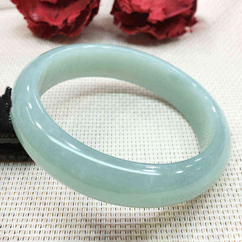 Myanmar Round Bracelet Natural Jade Ice Jade bangle Small Jewelry Light Green Fashion Accessories Lucky Stone Gift for Mother X220216
Myanmar Round Bracelet Natural Jade Ice Jade bangle Small Jewelry Light Green Fashion Accessories Lucky Stone Gift for Mother X220216