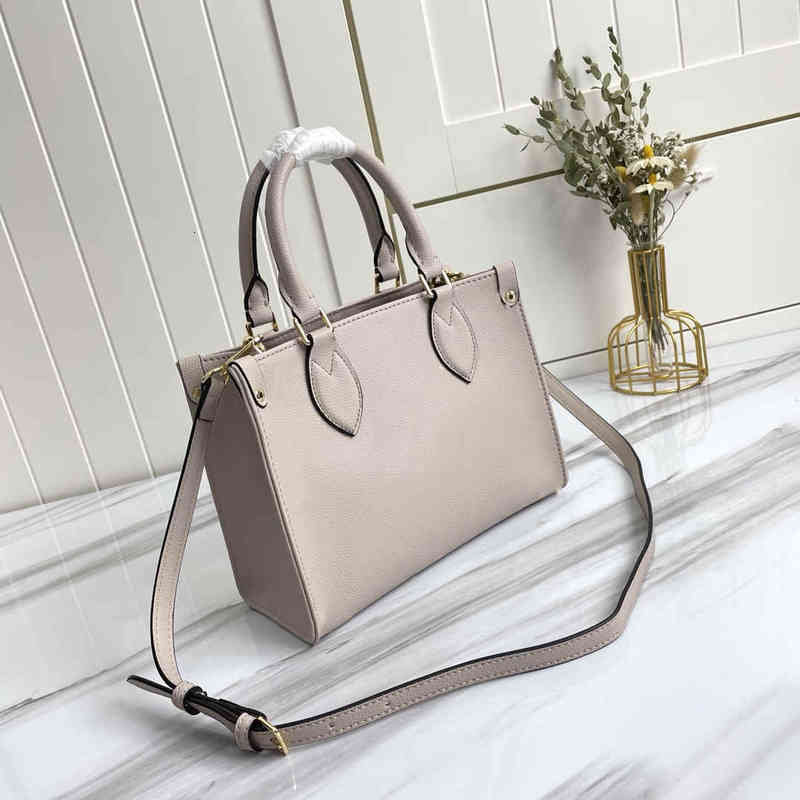 Evening Bags High Genuine Leather Quality Luxurys Designers Handbags Women Messenger Handbag Sac Plat Embossing Onthego Small Tote Shoulder Z5J7, Embossing beige
Evening Bags High Genuine Leather Quality Luxurys Designers Handbags Women Messenger Handbag Sac Plat Embossing Onthego Small Tote Shoulder Z5J7, Embossing beige