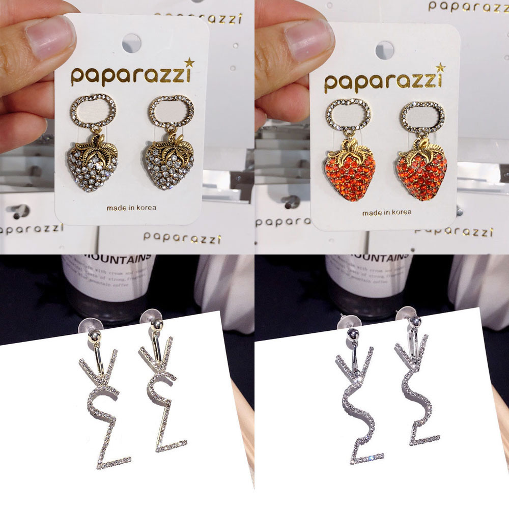 22ss 19style High Quality Double C Letters Stud Simple Circle Earrings Long Dangle Hoop Earring Pearl Crystal Rhinestone Wedding Jewelry Accessories
22ss 19style High Quality Double C Letters Stud Simple Circle Earrings Long Dangle Hoop Earring Pearl Crystal Rhinestone Wedding Jewelry Accessories