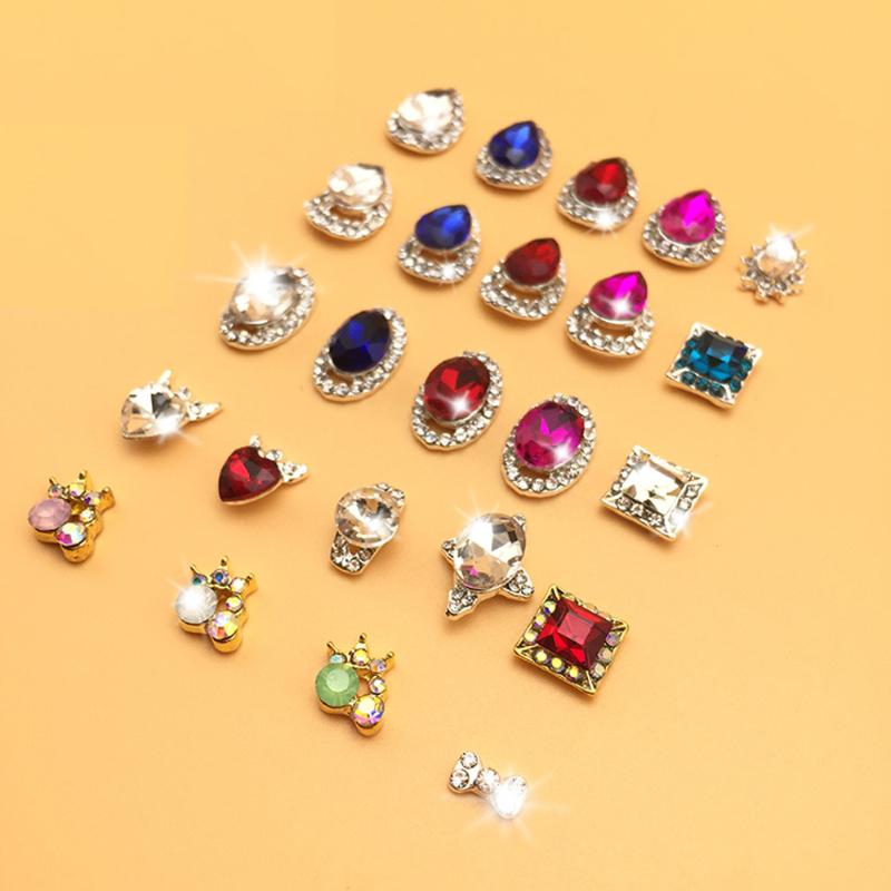 10pcs Nail Art Charm Pearl Diamond 3D Nail Shiny Crystal Metal Jewelry Manicure Supplies DIY Alloy Rhinestone Accessories ML1796
10pcs Nail Art Charm Pearl Diamond 3D Nail Shiny Crystal Metal Jewelry Manicure Supplies DIY Alloy Rhinestone Accessories ML1796