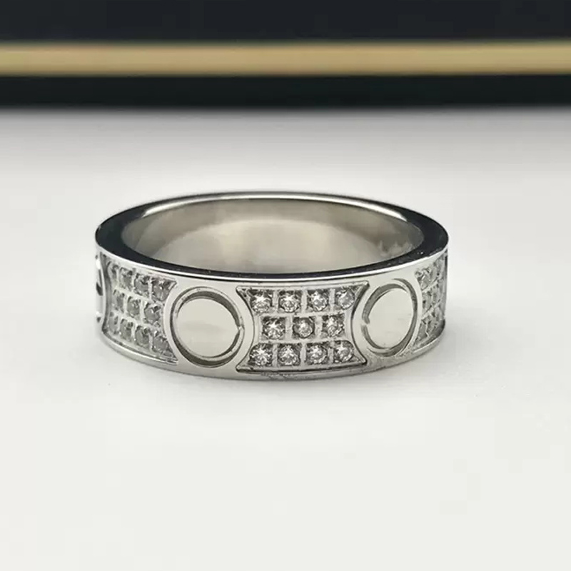 full diamond titanium steel silver love ring men and women rose gold rings for lovers couple jewelry gift
full diamond titanium steel silver love ring men and women rose gold rings for lovers couple jewelry gift