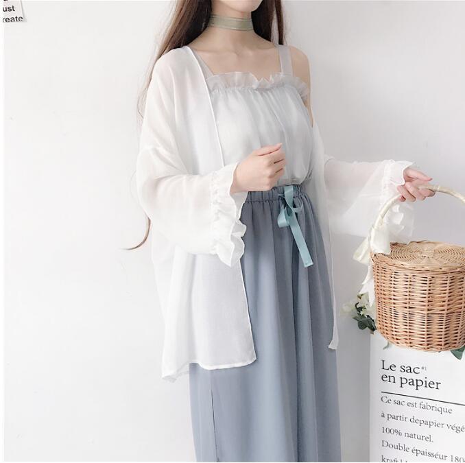 3 PIECES LOLITA Summer suit 2020 new suit female Chiffon Korean version sunscreen suit, dress suspender wide-legged pants TBML02, Tbml02 pink2
3 PIECES LOLITA Summer suit 2020 new suit female Chiffon Korean version sunscreen suit, dress suspender wide-legged pants TBML02, Tbml02 pink2