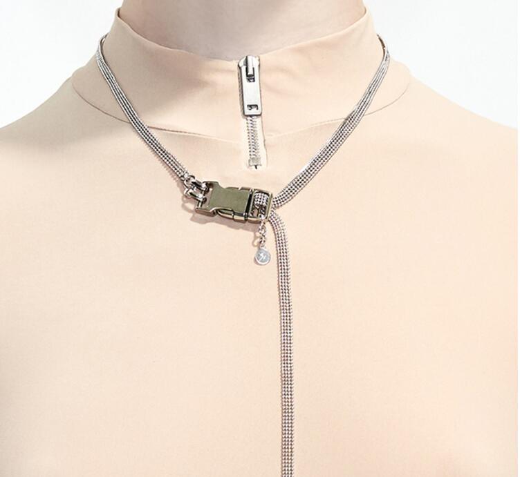 AtelierSo New chic button multi-purpose Necklace concise feminine pendant fashionable clavicle chain
AtelierSo New chic button multi-purpose Necklace concise feminine pendant fashionable clavicle chain