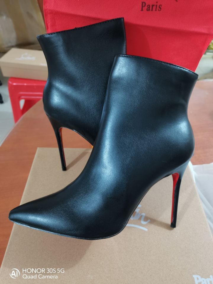 2019 Luxury Black red Leather with Spikes Pointed Toes Women Ankle Boots Fashion Designer Sexy Ladies Red Bottom High Heels Shoes Pumps DH
2019 Luxury Black red Leather with Spikes Pointed Toes Women Ankle Boots Fashion Designer Sexy Ladies Red Bottom High Heels Shoes Pumps DH