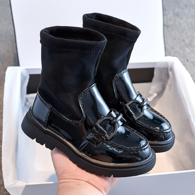 Girls Fashion Shoes 2021 Spring Autumn New British Style Martin Boots Girls Solid Color Fashion High-top Boots Hot Sale, Black
Girls Fashion Shoes 2021 Spring Autumn New British Style Martin Boots Girls Solid Color Fashion High-top Boots Hot Sale, Black