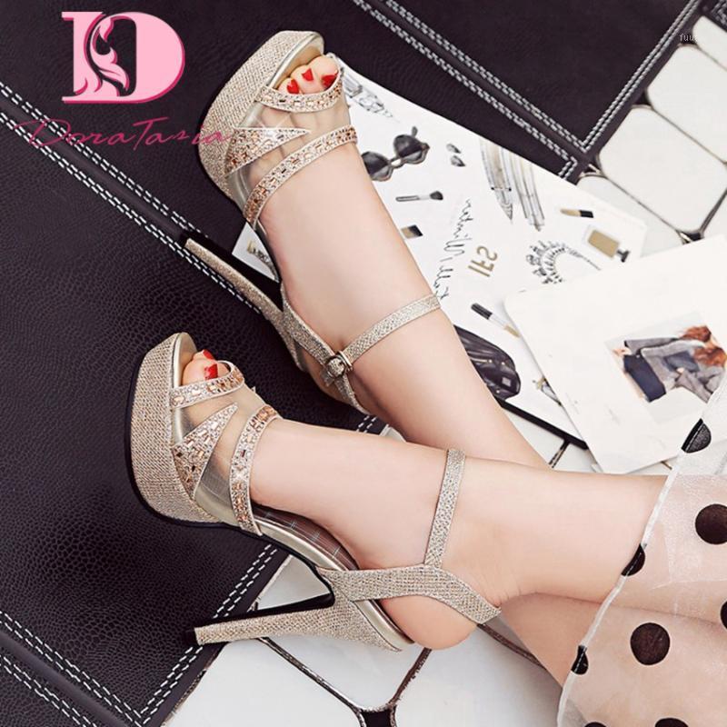 Tasia 2020 Hot Sale Plus Size 46 Sequined Cloth Women Sandals High Heel Peep Toe Med Platform Pump Summer Party Woman Shoes1, Gold
Tasia 2020 Hot Sale Plus Size 46 Sequined Cloth Women Sandals High Heel Peep Toe Med Platform Pump Summer Party Woman Shoes1, Gold