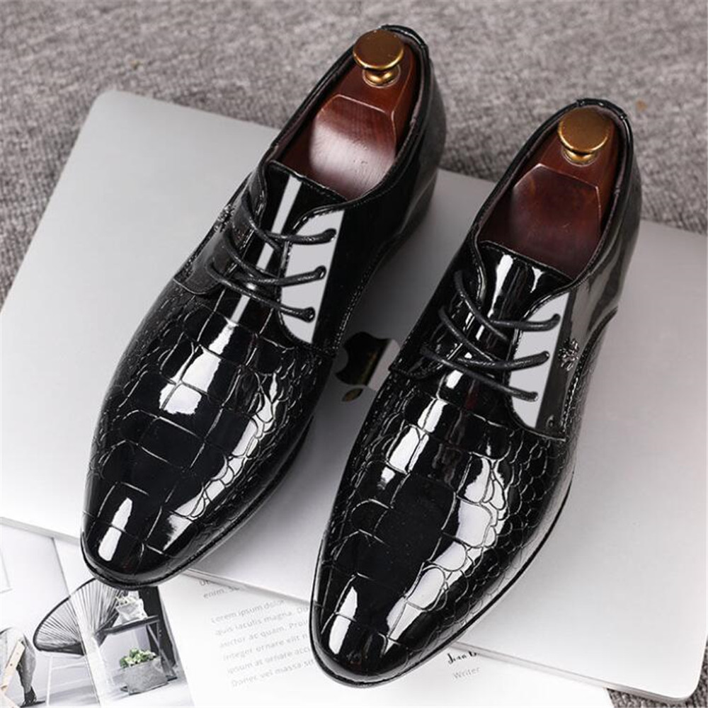 Big Male Size Business Leather Pointed Handsome British Gentleman on Formal Relief Dress Men's Shoes Dressed 38-48 V26i, 01
Big Male Size Business Leather Pointed Handsome British Gentleman on Formal Relief Dress Men's Shoes Dressed 38-48 V26i, 01