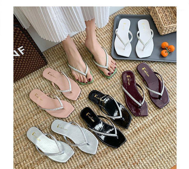 2020 New Style Crystal Split Toe Flat Sandals Women's Summer New Style Beach Flip-flops Fashion1, Black 
2020 New Style Crystal Split Toe Flat Sandals Women's Summer New Style Beach Flip-flops Fashion1, Black