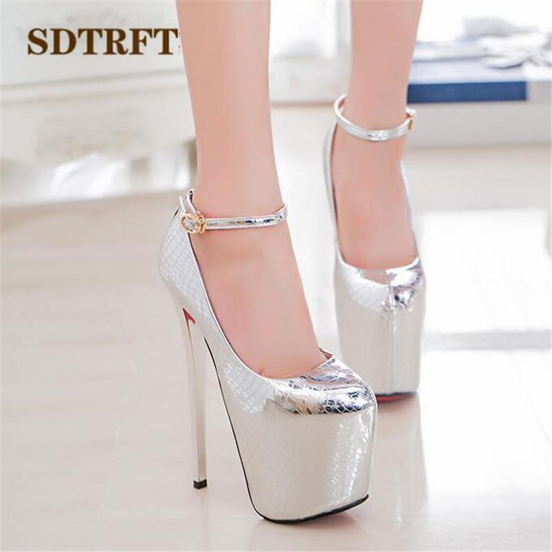 SDTRFT Fashion Pumps Platform shoes woman 20cm Thin heels Gold Sliver Crossdresser Patent Leather Buckle SM Stiletto US17 18 191
SDTRFT Fashion Pumps Platform shoes woman 20cm Thin heels Gold Sliver Crossdresser Patent Leather Buckle SM Stiletto US17 18 191