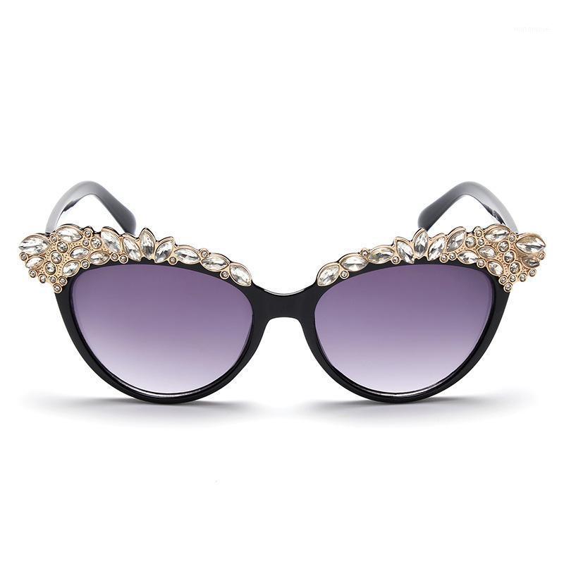 Luxury Rhinestone Cat Eye Sunglasses Women Brand Designer Ladies Reflective Sun Glasses Gafas De Sol 2020 Oculos Feminino1
Luxury Rhinestone Cat Eye Sunglasses Women Brand Designer Ladies Reflective Sun Glasses Gafas De Sol 2020 Oculos Feminino1