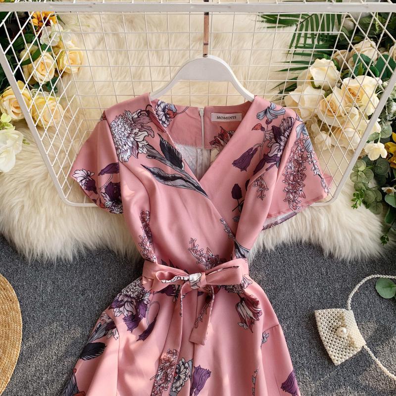 Vintage Boho slim floral print 2020 V Neck Jumpsuit Casual Sexy Women bandage rompers Short Summer Playsuit Beach Holiday Romper T200526
