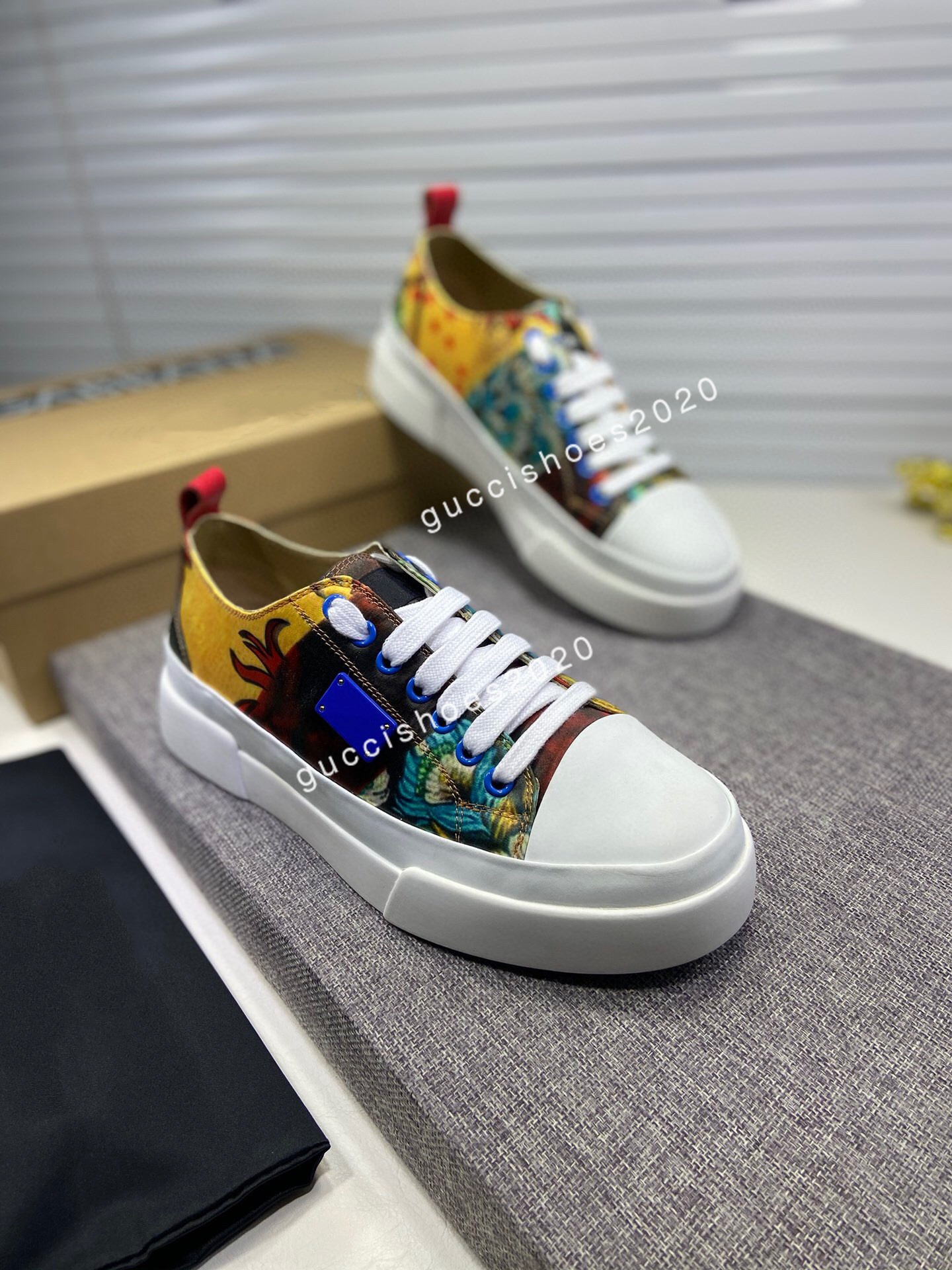 High Quality Sneaker Casual Shoes Real Leather shell Sneakers Trainers Stripes Shoe Fashion trainer For Man size38-46, 02
High Quality Sneaker Casual Shoes Real Leather shell Sneakers Trainers Stripes Shoe Fashion trainer For Man size38-46, 02