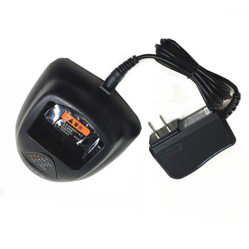 

110-220V charger for HYT TC700/TC710/TC-780 CH10L07 two way radios charger1