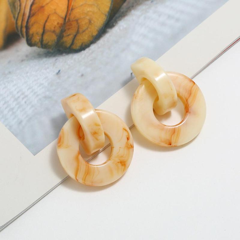 AENSOA Fashion Resin Round Pendant Big Drop Earrings For Women Acetic Acid Large Korean Earrings Trendy Geometric Jewelry 2020
AENSOA Fashion Resin Round Pendant Big Drop Earrings For Women Acetic Acid Large Korean Earrings Trendy Geometric Jewelry 2020
