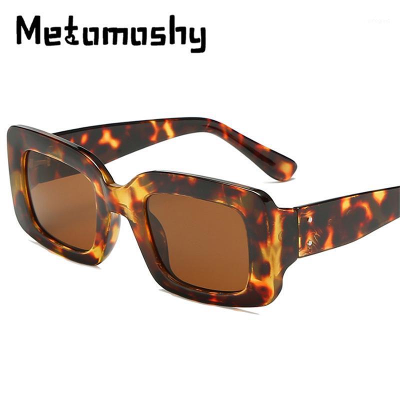 Sunglasses 2021 Vintage Retro Small Square Brand Designer Fashion Leopard Frame Rectangular Sun Glasses Women UV400 Shades Black1
Sunglasses 2021 Vintage Retro Small Square Brand Designer Fashion Leopard Frame Rectangular Sun Glasses Women UV400 Shades Black1