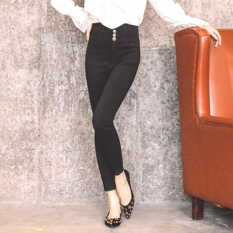 2021 New black women' upper-waisted pants pencil goth streetwear legging thin capris aesthetic character I276
2021 New black women' upper-waisted pants pencil goth streetwear legging thin capris aesthetic character I276