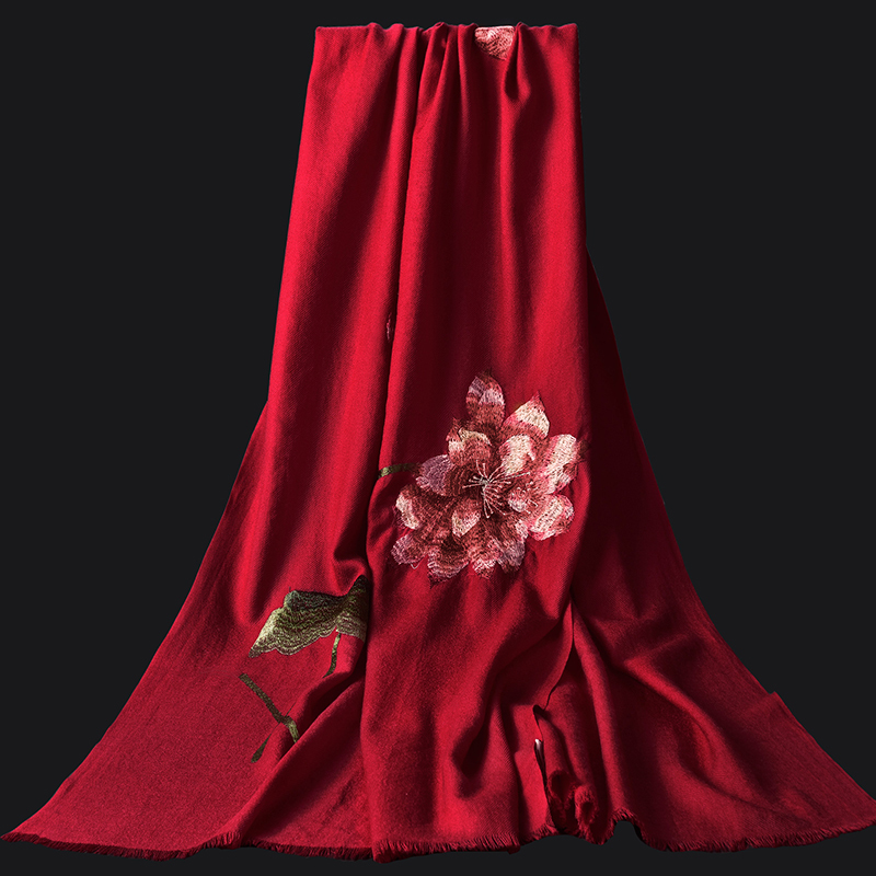 Feminine 100% embroidered shawls and wedding wrappers festive winter ladies pashimina echarpe bride red woolen scarves I1NF
Feminine 100% embroidered shawls and wedding wrappers festive winter ladies pashimina echarpe bride red woolen scarves I1NF