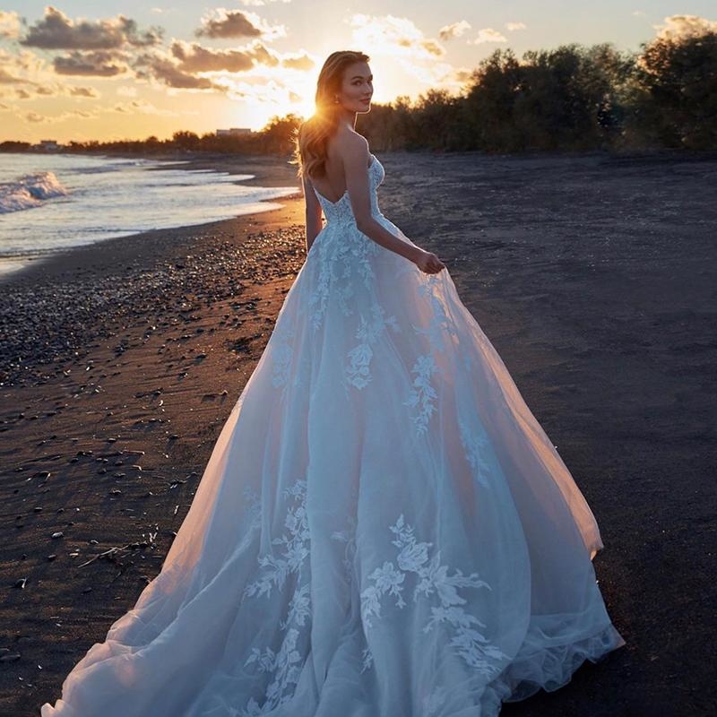 Charming Boho Wedding Dress Lace A Line Sweetheart Neck Open Back Sweep Train Corset Beach Long Bridal Wedding Gowns Robes Marriage Bride Dresses Vest