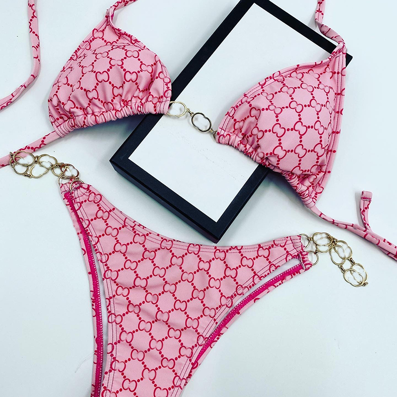 Fashion Letter Printed Ladies Swimwear Classic Style Two Piece Beach Bikini Set Summer Outdoor Push Up Swimsuit for Women
Fashion Letter Printed Ladies Swimwear Classic Style Two Piece Beach Bikini Set Summer Outdoor Push Up Swimsuit for Women