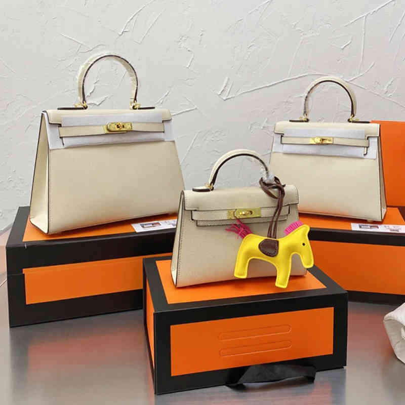 Grade Herme Designer Handbag High Hand Feeling Palm Print Head Leather h Second Generation Kellys Bag Mini Women's Messenger One Shoulder
Grade Herme Designer Handbag High Hand Feeling Palm Print Head Leather h Second Generation Kellys Bag Mini Women's Messenger One Shoulder