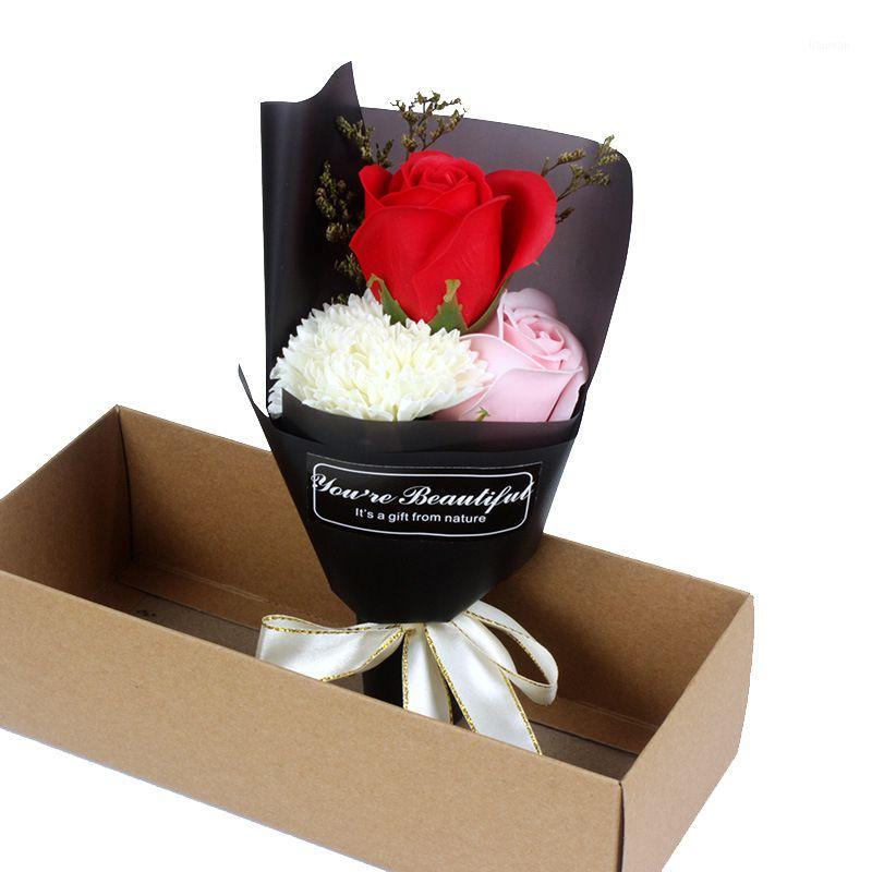 artificial flowers valentines day gift wedding decoration Scented Rose Carnation Bouquet Gift Box Flower Party Favor1
artificial flowers valentines day gift wedding decoration Scented Rose Carnation Bouquet Gift Box Flower Party Favor1