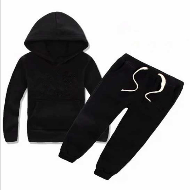 New classic Luxury Logo Designer Baby t-shirt Pants coat jacekt hoodle sweater olde Suit Kids fashion Children's 2pcs Cotton Clothing Sets, Red
New classic Luxury Logo Designer Baby t-shirt Pants coat jacekt hoodle sweater olde Suit Kids fashion Children's 2pcs Cotton Clothing Sets, Red