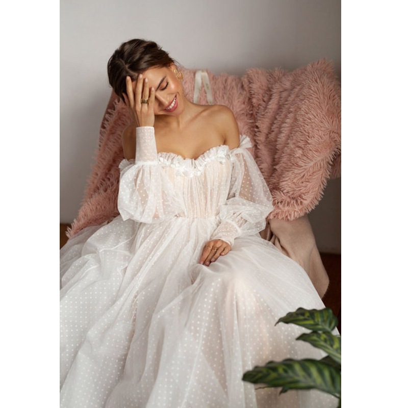 Bohemian Puffy Polka Dot Tulle Wedding Dress 2022 Lace Off The Shoulder Puff Sleeves Floor Length Beach Ivory Bridal Gown Vestidos De Noiva
