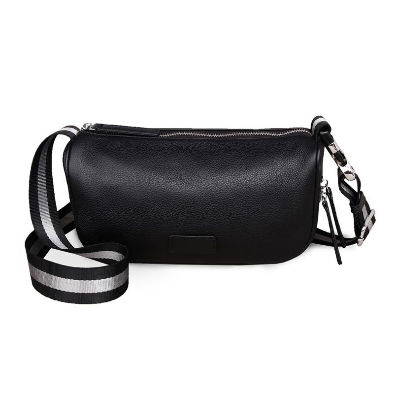 Genuine Leather Crossbody Bags Casual Black Leather Female Messenger Bag Large Capacity Women's Bag
Genuine Leather Crossbody Bags Casual Black Leather Female Messenger Bag Large Capacity Women's Bag