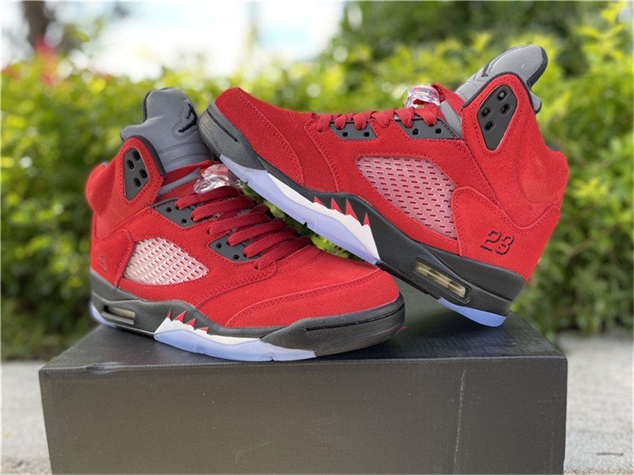 Authentic 5 Raging Bull DD0587-600 2021 Release Red Mens 5s Outdoor Shoes Trainer Sports Sneakers With Box 7-12
Authentic 5 Raging Bull DD0587-600 2021 Release Red Mens 5s Outdoor Shoes Trainer Sports Sneakers With Box 7-12