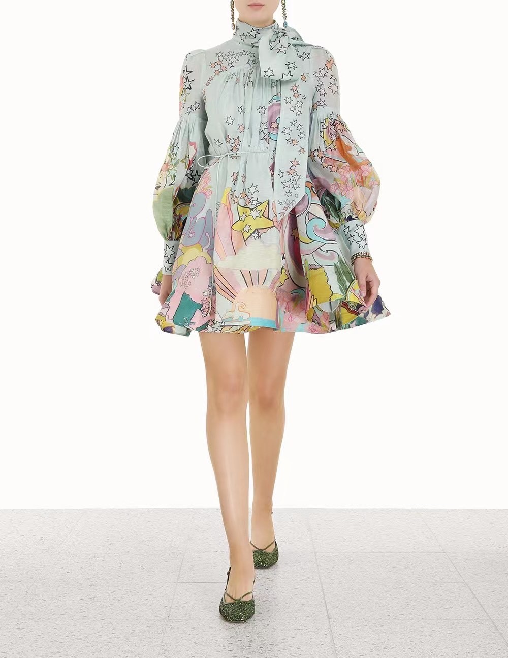 2022 fashion silk linen print round neck Lantern Sleeve fluffy skirt short dress, Black
2022 fashion silk linen print round neck Lantern Sleeve fluffy skirt short dress, Black