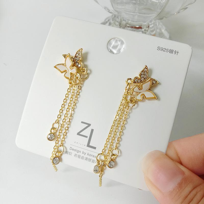 Korean Crystal Butterfly Long Tassel Drop Earrings Woman Rhinestone Gold Color Metal Dangle Ear Wedding Party Fashion Jewelry
Korean Crystal Butterfly Long Tassel Drop Earrings Woman Rhinestone Gold Color Metal Dangle Ear Wedding Party Fashion Jewelry