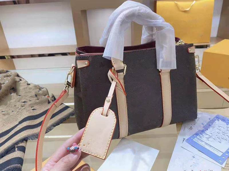 The New 2021 Single Girls Women Shoulder Bags Bag Inclined Shoulder Bag Printing High Quality Genuine Leather Handbag, Customize
The New 2021 Single Girls Women Shoulder Bags Bag Inclined Shoulder Bag Printing High Quality Genuine Leather Handbag, Customize