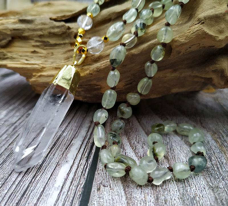 YA3868 Natural Rough Quartz Point Pendant Prehnites Stone Chips Beads Knot Handmade Necklace
YA3868 Natural Rough Quartz Point Pendant Prehnites Stone Chips Beads Knot Handmade Necklace