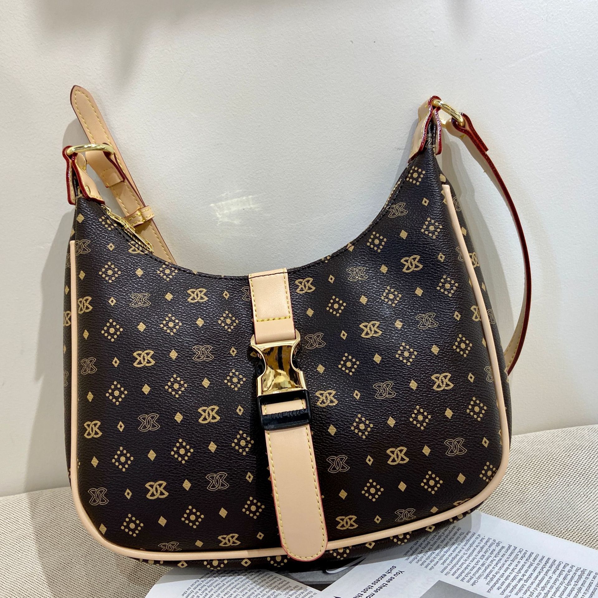 Genuine leather printed saddle bags for the women 2020 new fashion shoulder unique bag of messenger ladies shopping handbags 6Y5R, Quarterly
Genuine leather printed saddle bags for the women 2020 new fashion shoulder unique bag of messenger ladies shopping handbags 6Y5R, Quarterly
