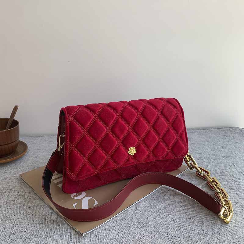 Designer Casual Crossdbay Bags Ladies Corduroy Diamond Shoulder Bag Totes Flower Metal Chain Elegant Simple Messenger Handbags Womens Small Square Bag, Red
Designer Casual Crossdbay Bags Ladies Corduroy Diamond Shoulder Bag Totes Flower Metal Chain Elegant Simple Messenger Handbags Womens Small Square Bag, Red
