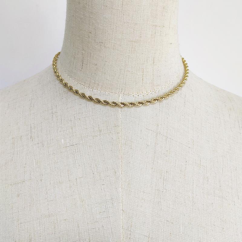 Simple Classic Stainless Steel Snake Chain 2/4 / 6mm Wide Gold-color Twist Necklace For Women Men Collar Minimalista Jewelry
Simple Classic Stainless Steel Snake Chain 2/4 / 6mm Wide Gold-color Twist Necklace For Women Men Collar Minimalista Jewelry