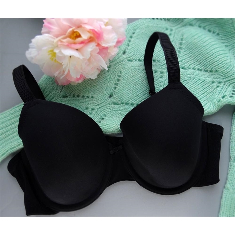 Women Plus Size Bra Seamless Underwire Thin Cup C D E F G H I J Simple Daily Brassiere for Big Chest Black Beige Super Large Cup 201202