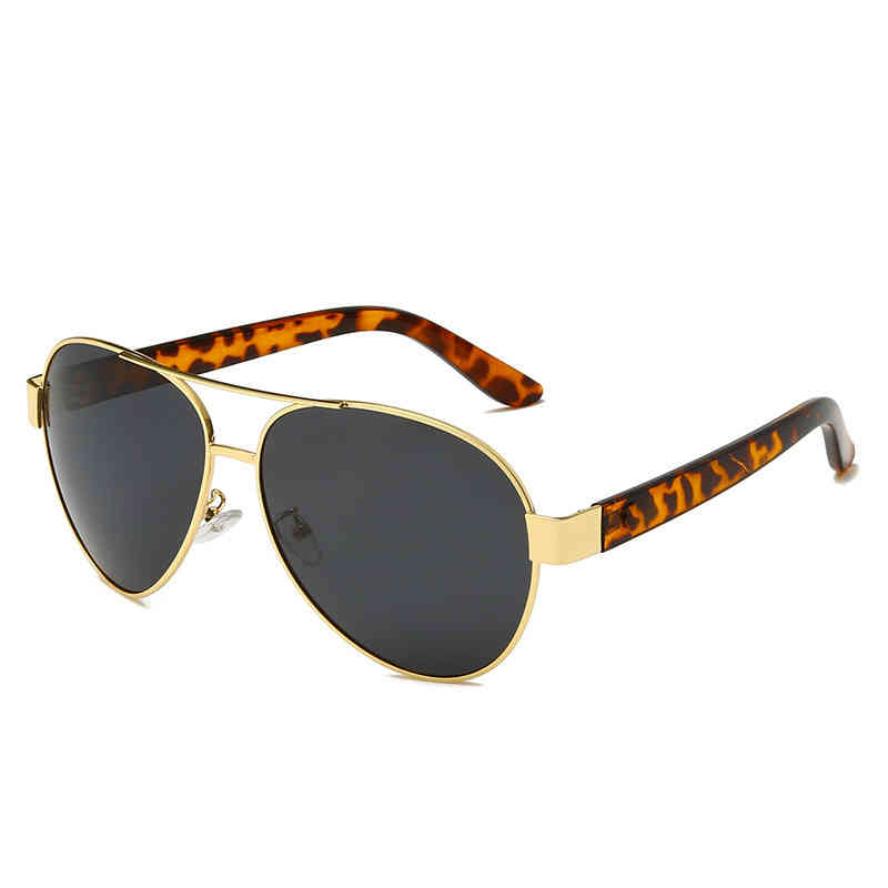 Men's and women's Sunglasses New Costa 9905 polarizing lens metal leisure sports fashion light color Sunglasses
Men's and women's Sunglasses New Costa 9905 polarizing lens metal leisure sports fashion light color Sunglasses