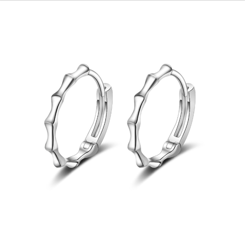 Korean version of the wind is a small fresh bamboo festival temperament sweet black gold silver plated ear ring YE001
Korean version of the wind is a small fresh bamboo festival temperament sweet black gold silver plated ear ring YE001