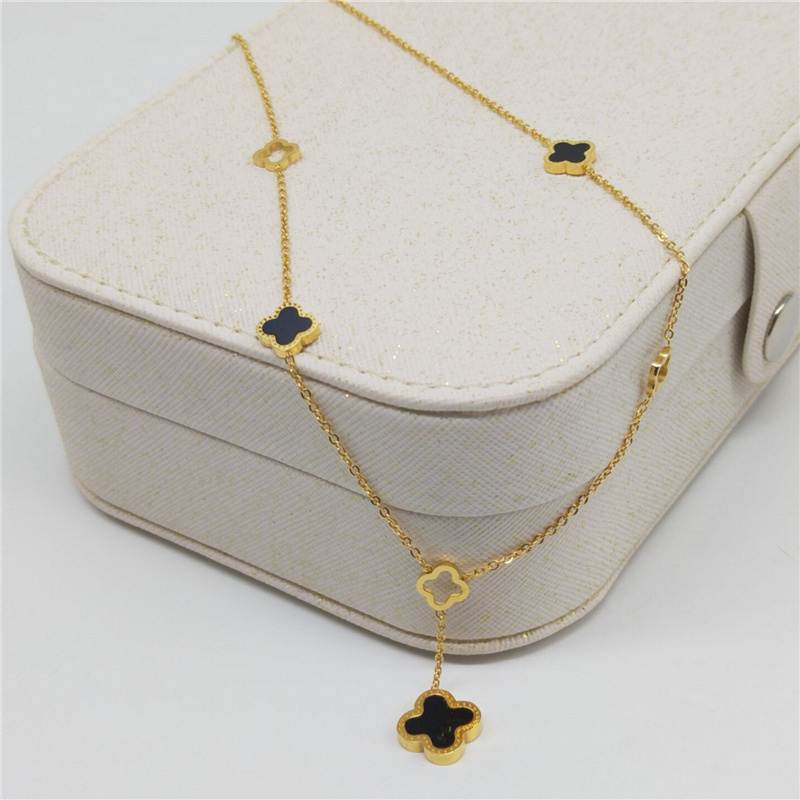 2021European and American Popular Simple Geometric Shapes Black and White Oil Drop Stainless Steel Necklace Fashion Accessories Jewelry, Golden;silver
2021European and American Popular Simple Geometric Shapes Black and White Oil Drop Stainless Steel Necklace Fashion Accessories Jewelry, Golden;silver
