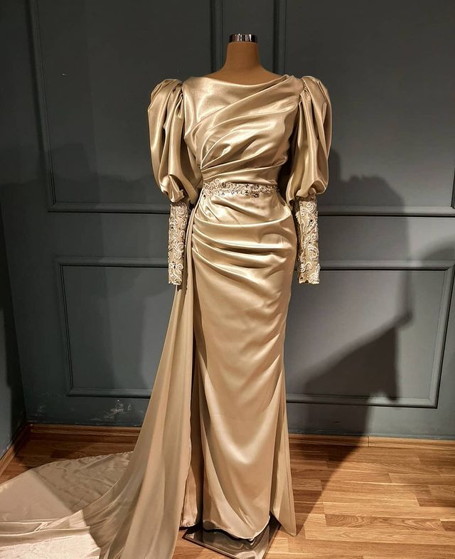 Aso Ebi 2020 Arabic Gold Lace Crystals Evening Dresses Long Sleeves Prom Dresses Sheath Formal Party Second Reception Gowns ZJ955