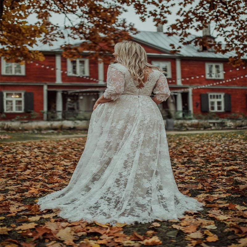 Plus Size Beach Wedding Dresses A Line Long Sleeves Sexy V Neck Cheap Custom Made Lace Applique Bohemian Bridal Gowns Robe De Mariée