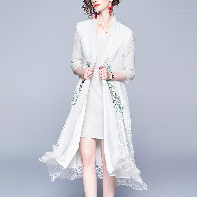 New spring windbreaker silk coats female 2020 fashion pleated chiffon splice outwear loose trench coat for women thin cloak1, White
New spring windbreaker silk coats female 2020 fashion pleated chiffon splice outwear loose trench coat for women thin cloak1, White