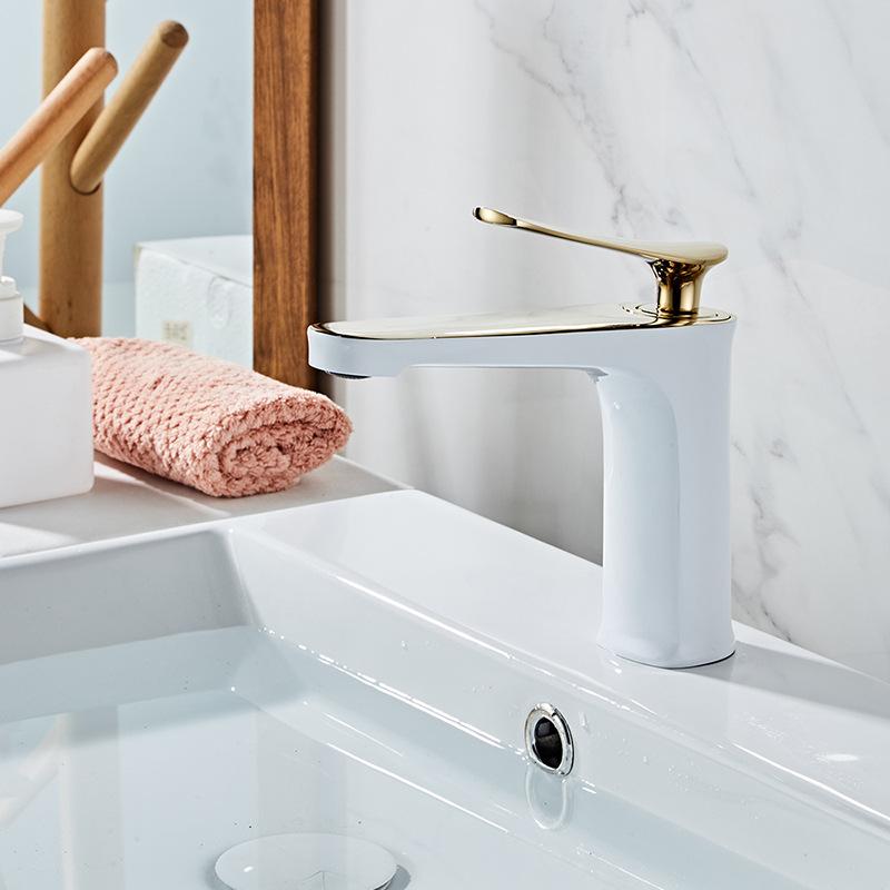 Bathroom equi Faucet Solid Brass Bathroom Basin Faucet Cold And Hot Water Mixer Sink Single Handle Deck Mounted White & Gold Tap
Bathroom equi Faucet Solid Brass Bathroom Basin Faucet Cold And Hot Water Mixer Sink Single Handle Deck Mounted White & Gold Tap