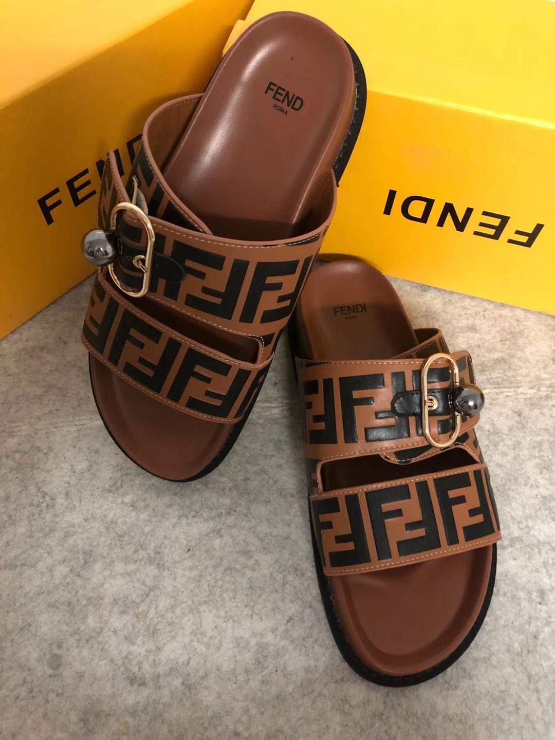 2021 Fashion black soft Francis thong sandals for men and women casual flat beach couple sandals out shoes slim
2021 Fashion black soft Francis thong sandals for men and women casual flat beach couple sandals out shoes slim
