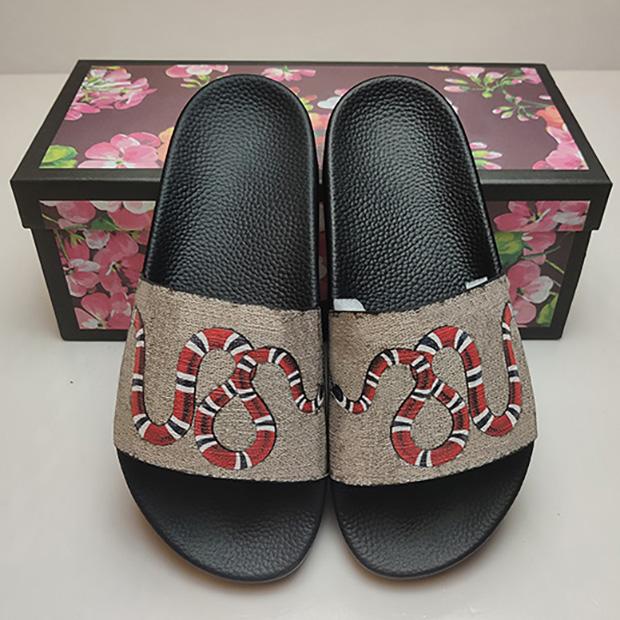 Men Women Sandals Slippers Luxury Designer Slides Pearl Tiger Snake Pattern Slipper Couples Summer Wide Flat Ladies Sandal Slide with Box rdwaesa, Black
Men Women Sandals Slippers Luxury Designer Slides Pearl Tiger Snake Pattern Slipper Couples Summer Wide Flat Ladies Sandal Slide with Box rdwaesa, Black