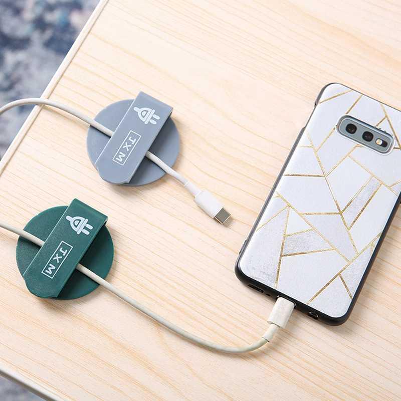 3pcs Multifunction Household Wire Plug Hook Wall-mounted Power Plug Storage Sticky Hook Strong Adhesive Universal1
3pcs Multifunction Household Wire Plug Hook Wall-mounted Power Plug Storage Sticky Hook Strong Adhesive Universal1